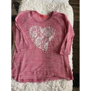 Spoiled girl sz. XL pink lightweight heart design 3/4 sleeve sweater. Pretty det